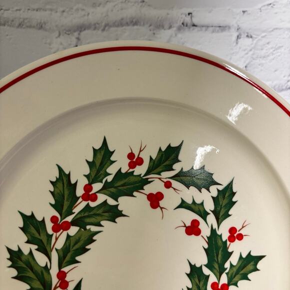 Vintage Taylor Smith & Taylor Holiday Wreath Ironstone Dinner Plates, Set of 5 - Picture 4 of 7